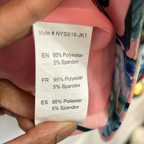 Pink and Floral Medium Women’s Vest - Picture 4 of 4